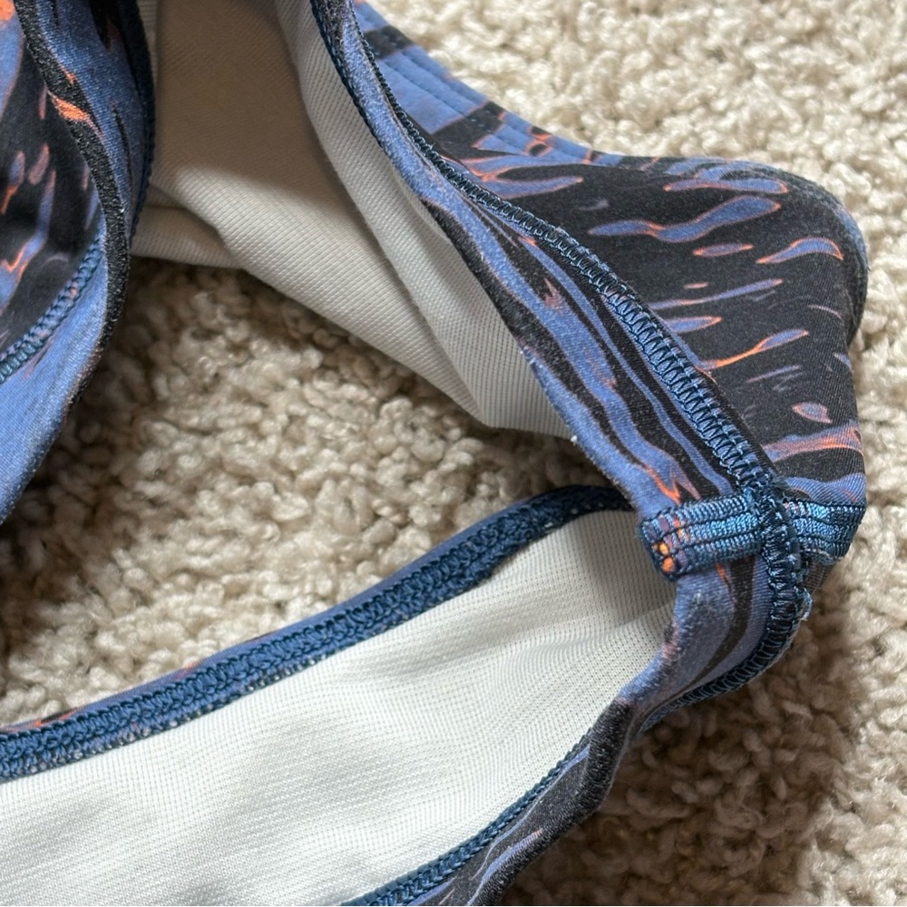 Lululemon Arise Bra *lululemon lab - Picture 7 of 7